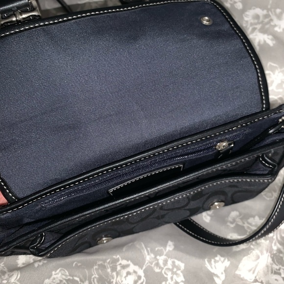 Coach Crossbody - Picture 2 of 3
